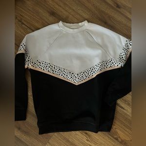 Sarah Day White Fox Sweatshirt Size S